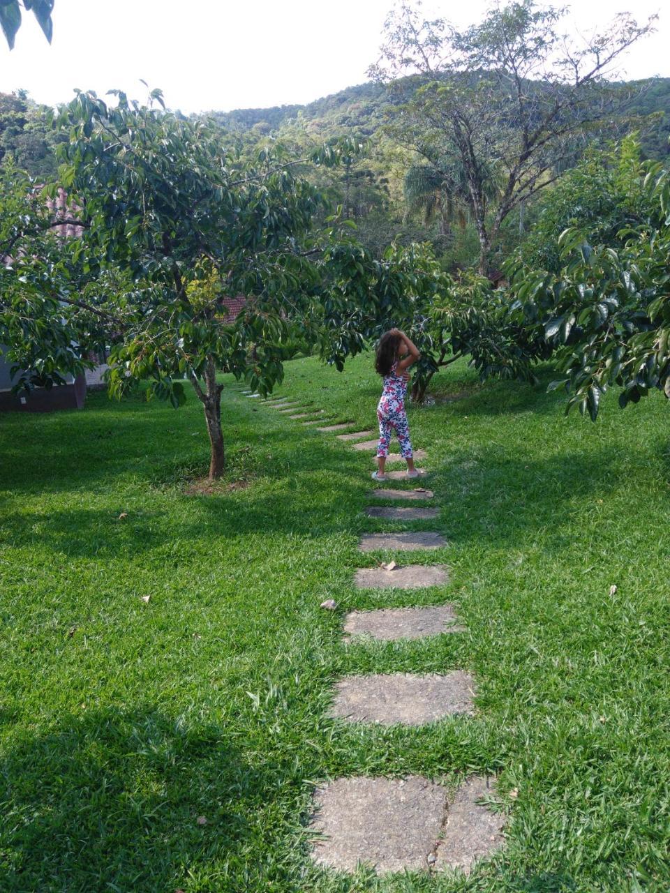 Pousada Recanto Dos Pinheiros Pilar do Sul ภายนอก รูปภาพ